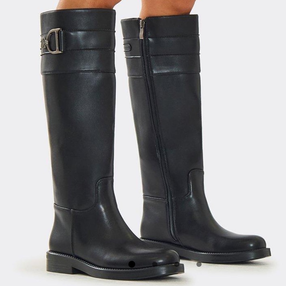 Black Knee-High Leather Boots